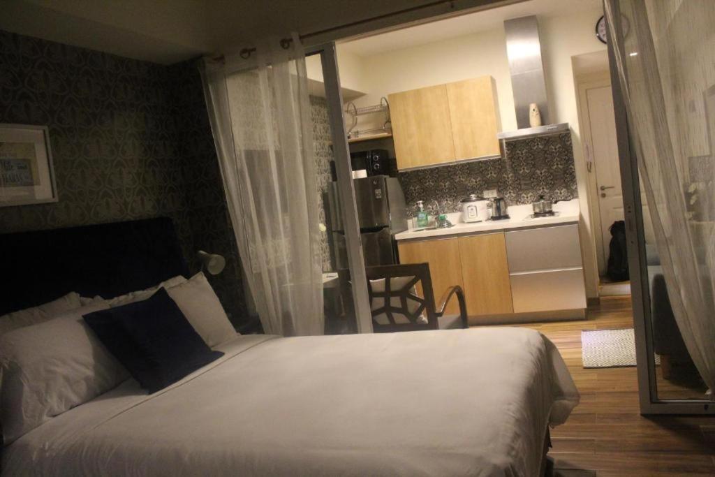 Azure Urban Resort A3 Near Airport Mall With Balcony Wavepool Manila Exterior foto